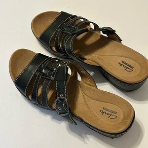 Clarks Sandals Womens 9M Lexi Alloy Slide Black‎ Leather Open Toe Casual Buckle